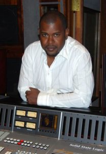 Ian Boxil, l'ingegnere del suono che ha lavorato con Prince a Deliverance e si è occupato della sua pubblicazione.